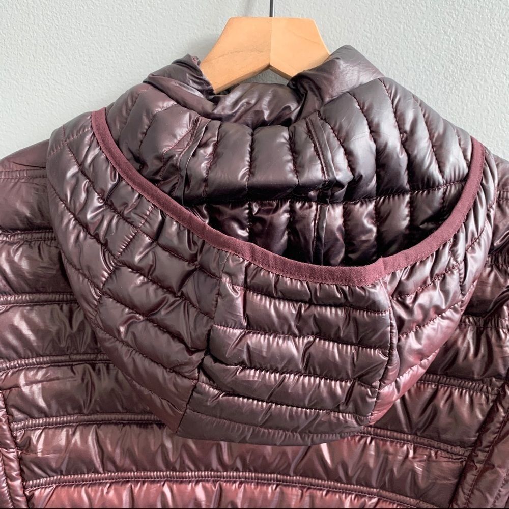 CALVIN KLEIN Hooded Packable Premium Down Puffer Coat Eggplant Wine XS - Picture 7 of 15